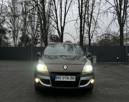 Коричневый Рено Сценик, объемом двигателя 1.4 л и пробегом 195 тыс. км за 4900 $, фото 13 на Automoto.ua