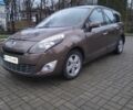 Коричневый Рено Сценик, объемом двигателя 1.5 л и пробегом 220 тыс. км за 6600 $, фото 1 на Automoto.ua