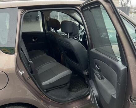 Коричневый Рено Сценик, объемом двигателя 1.4 л и пробегом 195 тыс. км за 4900 $, фото 7 на Automoto.ua