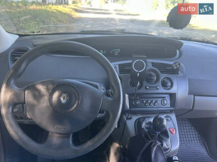Коричневый Рено Сценик, объемом двигателя 1.6 л и пробегом 300 тыс. км за 5500 $, фото 1 на Automoto.ua