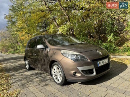 Рено Сценик 2010 в Львове на Automoto.ua Коричневый Рено Сценик, объемом двигателя 1.5 л и пробегом 226 тыс. км за 6500 $, фото 1 на Automoto.ua