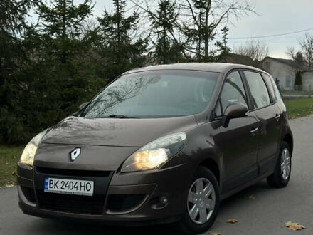 Коричневый Рено Сценик, объемом двигателя 1.5 л и пробегом 228 тыс. км за 5900 $, фото 1 на Automoto.ua