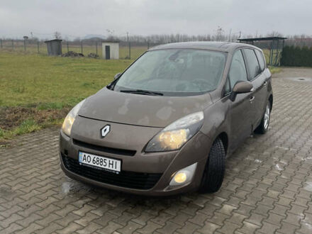 Коричневий Рено Сценік, об'ємом двигуна 1.9 л та пробігом 277 тис. км за 6800 $, фото 1 на Automoto.ua