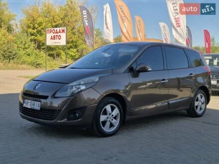 Коричневий Рено Сценік, об'ємом двигуна 1.4 л та пробігом 399 тис. км за 6455 $, фото 1 на Automoto.ua