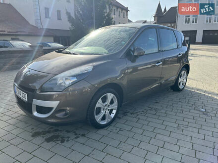 Коричневый Рено Сценик, объемом двигателя 1.4 л и пробегом 175 тыс. км за 6900 $, фото 1 на Automoto.ua