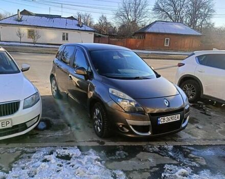 Коричневый Рено Сценик, объемом двигателя 1.46 л и пробегом 290 тыс. км за 6800 $, фото 1 на Automoto.ua