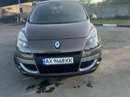 Коричневый Рено Сценик, объемом двигателя 1.6 л и пробегом 160 тыс. км за 8150 $, фото 1 на Automoto.ua