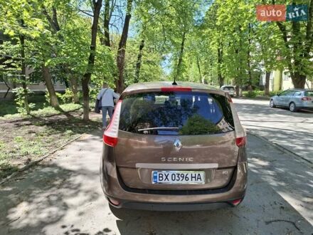 Рено Сценик 2011 в Каменце-Подольском на Automoto.ua Коричневый Рено Сценик, объемом двигателя 1.46 л и пробегом 323 тыс. км за 6000 $, фото 1 на Automoto.ua