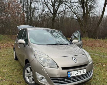 Коричневий Рено Сценік, об'ємом двигуна 1.46 л та пробігом 275 тис. км за 7300 $, фото 1 на Automoto.ua