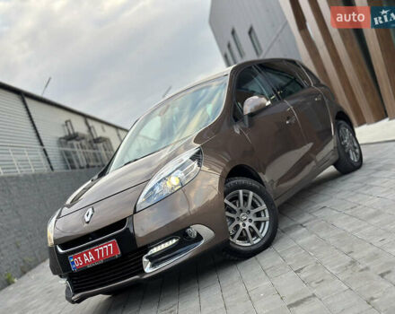 Коричневый Рено Сценик, объемом двигателя 1.5 л и пробегом 180 тыс. км за 9850 $, фото 1 на Automoto.ua