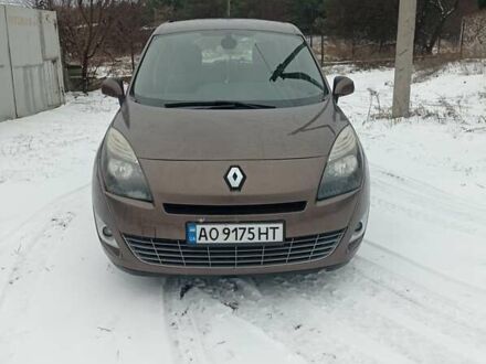 Рено Сценик 2012 в Днепре (Днепропетровске) на Automoto.ua Коричневый Рено Сценик, объемом двигателя 1.4 л и пробегом 216 тыс. км за 7900 $, фото 1 на Automoto.ua