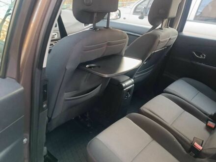 Коричневий Рено Сценік, об'ємом двигуна 1.5 л та пробігом 225 тис. км за 9000 $, фото 1 на Automoto.ua