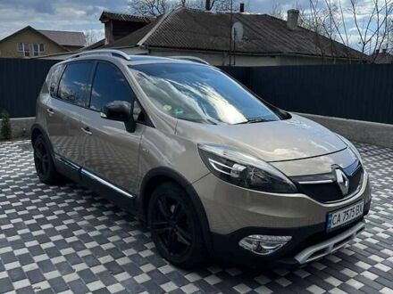 Рено Сценик 2013 в Черкассах на Automoto.ua Коричневый Рено Сценик, объемом двигателя 1.46 л и пробегом 284 тыс. км за 9200 $, фото 1 на Automoto.ua