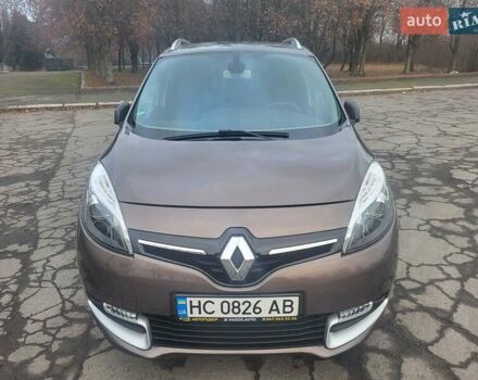 Коричневый Рено Сценик, объемом двигателя 1.5 л и пробегом 134 тыс. км за 11500 $, фото 1 на Automoto.ua