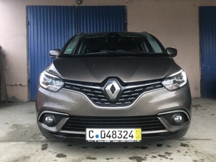 Коричневий Рено Сценік, об'ємом двигуна 1.6 л та пробігом 199 тис. км за 13758 $, фото 1 на Automoto.ua