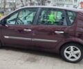 Красный Рено Сценик, объемом двигателя 2 л и пробегом 215 тыс. км за 5800 $, фото 2 на Automoto.ua