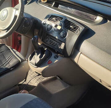 Красный Рено Сценик, объемом двигателя 1.6 л и пробегом 207 тыс. км за 3999 $, фото 6 на Automoto.ua