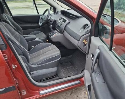 Червоний Рено Сценік, об'ємом двигуна 1.6 л та пробігом 200 тис. км за 4500 $, фото 9 на Automoto.ua