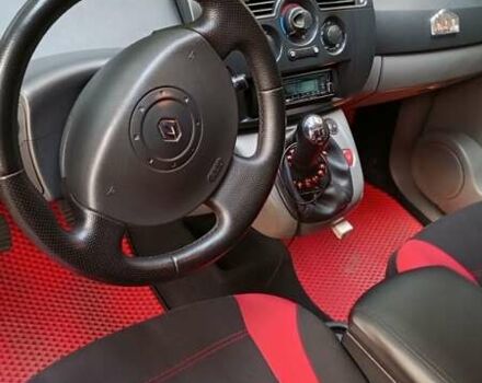 Красный Рено Сценик, объемом двигателя 1.6 л и пробегом 130 тыс. км за 4300 $, фото 1 на Automoto.ua