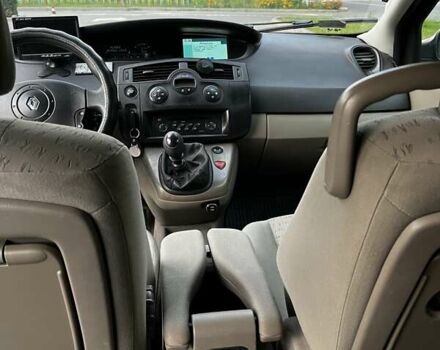 Красный Рено Сценик, объемом двигателя 1.9 л и пробегом 390 тыс. км за 3999 $, фото 15 на Automoto.ua