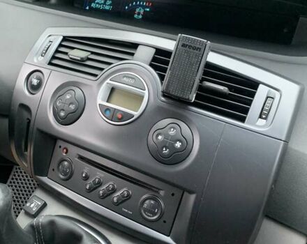 Красный Рено Сценик, объемом двигателя 1.6 л и пробегом 211 тыс. км за 5400 $, фото 10 на Automoto.ua