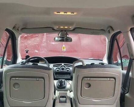 Червоний Рено Сценік, об'ємом двигуна 1.6 л та пробігом 270 тис. км за 4100 $, фото 10 на Automoto.ua