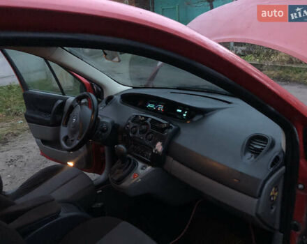 Красный Рено Сценик, объемом двигателя 1.6 л и пробегом 259 тыс. км за 3600 $, фото 8 на Automoto.ua