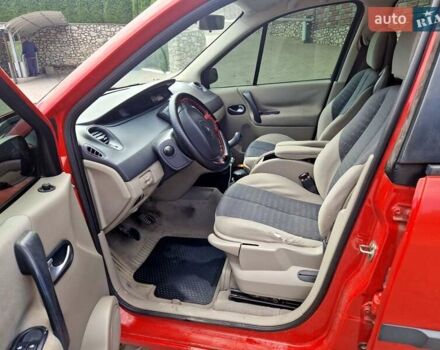Красный Рено Сценик, объемом двигателя 1.6 л и пробегом 202 тыс. км за 4700 $, фото 19 на Automoto.ua