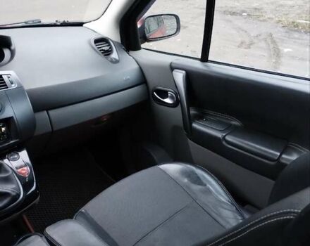 Красный Рено Сценик, объемом двигателя 1.6 л и пробегом 259 тыс. км за 4200 $, фото 15 на Automoto.ua