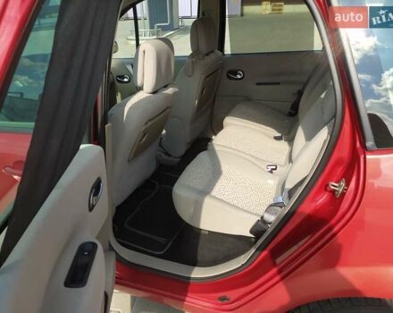 Красный Рено Сценик, объемом двигателя 1.6 л и пробегом 239 тыс. км за 5300 $, фото 17 на Automoto.ua