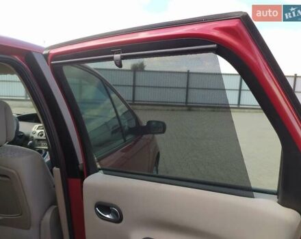 Красный Рено Сценик, объемом двигателя 1.6 л и пробегом 239 тыс. км за 5500 $, фото 24 на Automoto.ua