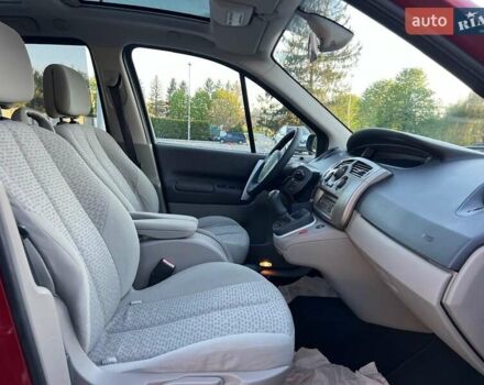 Красный Рено Сценик, объемом двигателя 1.6 л и пробегом 222 тыс. км за 4999 $, фото 28 на Automoto.ua