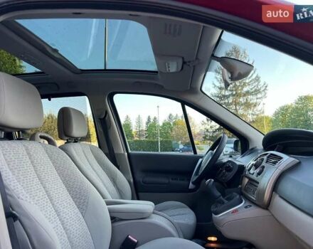 Красный Рено Сценик, объемом двигателя 1.6 л и пробегом 222 тыс. км за 4999 $, фото 27 на Automoto.ua