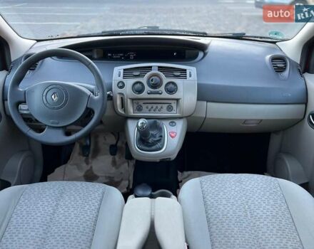 Красный Рено Сценик, объемом двигателя 1.6 л и пробегом 222 тыс. км за 4800 $, фото 20 на Automoto.ua