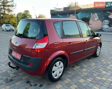 Красный Рено Сценик, объемом двигателя 1.6 л и пробегом 222 тыс. км за 4800 $, фото 2 на Automoto.ua