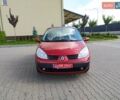 Красный Рено Сценик, объемом двигателя 1.6 л и пробегом 239 тыс. км за 5300 $, фото 2 на Automoto.ua