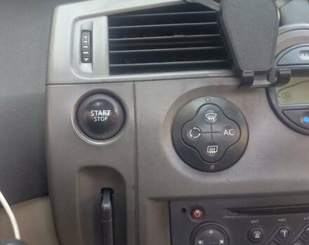 Красный Рено Сценик, объемом двигателя 1.9 л и пробегом 220 тыс. км за 4555 $, фото 13 на Automoto.ua