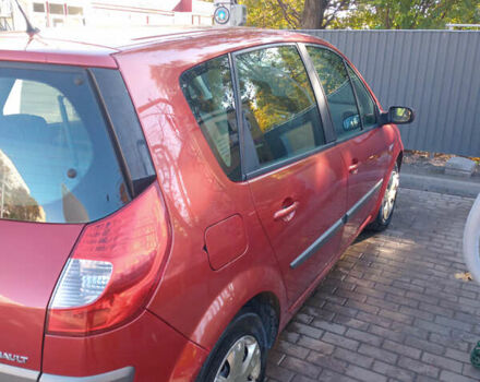 Красный Рено Сценик, объемом двигателя 1.6 л и пробегом 300 тыс. км за 4800 $, фото 3 на Automoto.ua