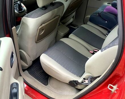 Рено Сценік 2006 у Дніпро (Дніпропетровську) на Automoto.ua Червоний Рено Сценік, об'ємом двигуна 1.6 л та пробігом 250 тис. км за 4000 $, фото 5 на Automoto.ua