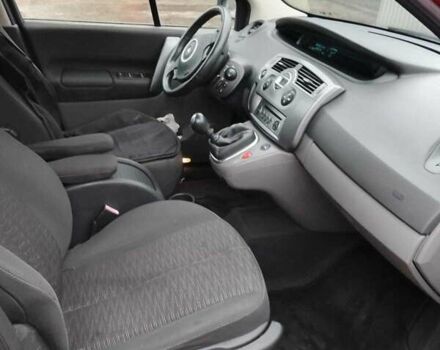 Рено Сценик 2007 в Сумах на Automoto.ua Красный Рено Сценик, объемом двигателя 1.6 л и пробегом 189 тыс. км за 4650 $, фото 9 на Automoto.ua