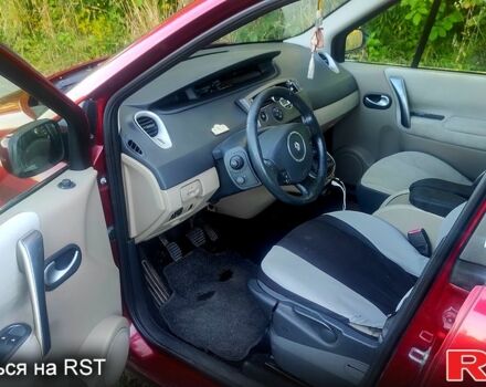 Рено Сценик 2008 в Ровно на Automoto.ua Красный Рено Сценик, объемом двигателя 1.5 л и пробегом 265 тыс. км за 4400 $, фото 2 на Automoto.ua