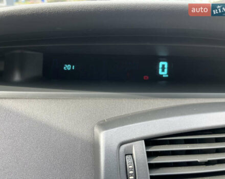 Червоний Рено Сценік, об'ємом двигуна 1.6 л та пробігом 201 тис. км за 5500 $, фото 37 на Automoto.ua