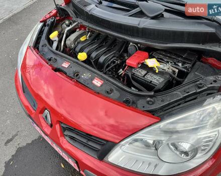 Червоний Рено Сценік, об'ємом двигуна 1.6 л та пробігом 201 тис. км за 5500 $, фото 38 на Automoto.ua