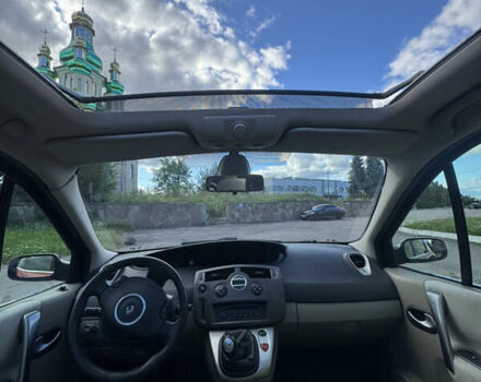 Червоний Рено Сценік, об'ємом двигуна 1.5 л та пробігом 266 тис. км за 4800 $, фото 9 на Automoto.ua