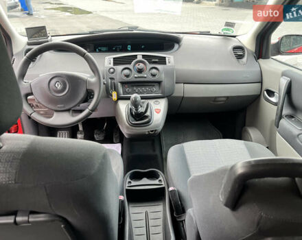 Червоний Рено Сценік, об'ємом двигуна 1.6 л та пробігом 201 тис. км за 5500 $, фото 31 на Automoto.ua