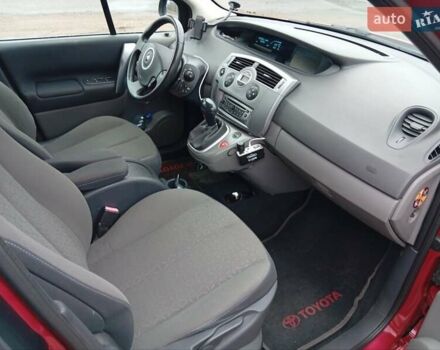 Красный Рено Сценик, объемом двигателя 1.6 л и пробегом 184 тыс. км за 6300 $, фото 8 на Automoto.ua