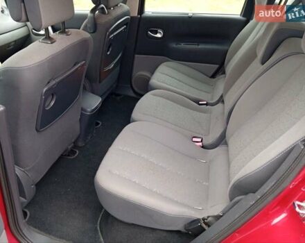 Красный Рено Сценик, объемом двигателя 1.6 л и пробегом 184 тыс. км за 6300 $, фото 6 на Automoto.ua