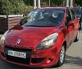 Червоний Рено Сценік, об'ємом двигуна 2 л та пробігом 227 тис. км за 8393 $, фото 1 на Automoto.ua