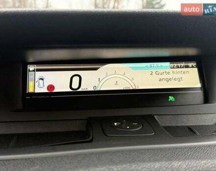 Красный Рено Сценик, объемом двигателя 1.46 л и пробегом 185 тыс. км за 7900 $, фото 8 на Automoto.ua