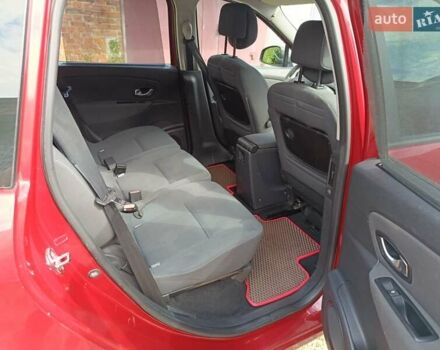 Рено Сценик 2010 в Чернигове на Automoto.ua Красный Рено Сценик, объемом двигателя 1.6 л и пробегом 217 тыс. км за 7500 $, фото 20 на Automoto.ua